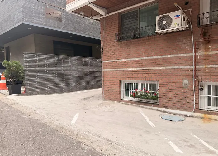 Ireh Gyeongbokgung, Inwangsan,seochon,gwanghwamun,4 Beds,parking Available